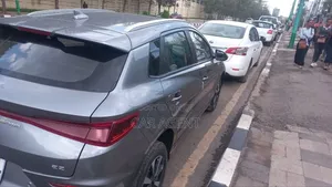 BYD E2 43 kWh 94 hp FWD 2024 Gray