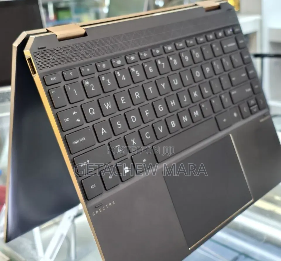 New Laptop HP Spectre 16GB Intel Core i7 SSD 512GB