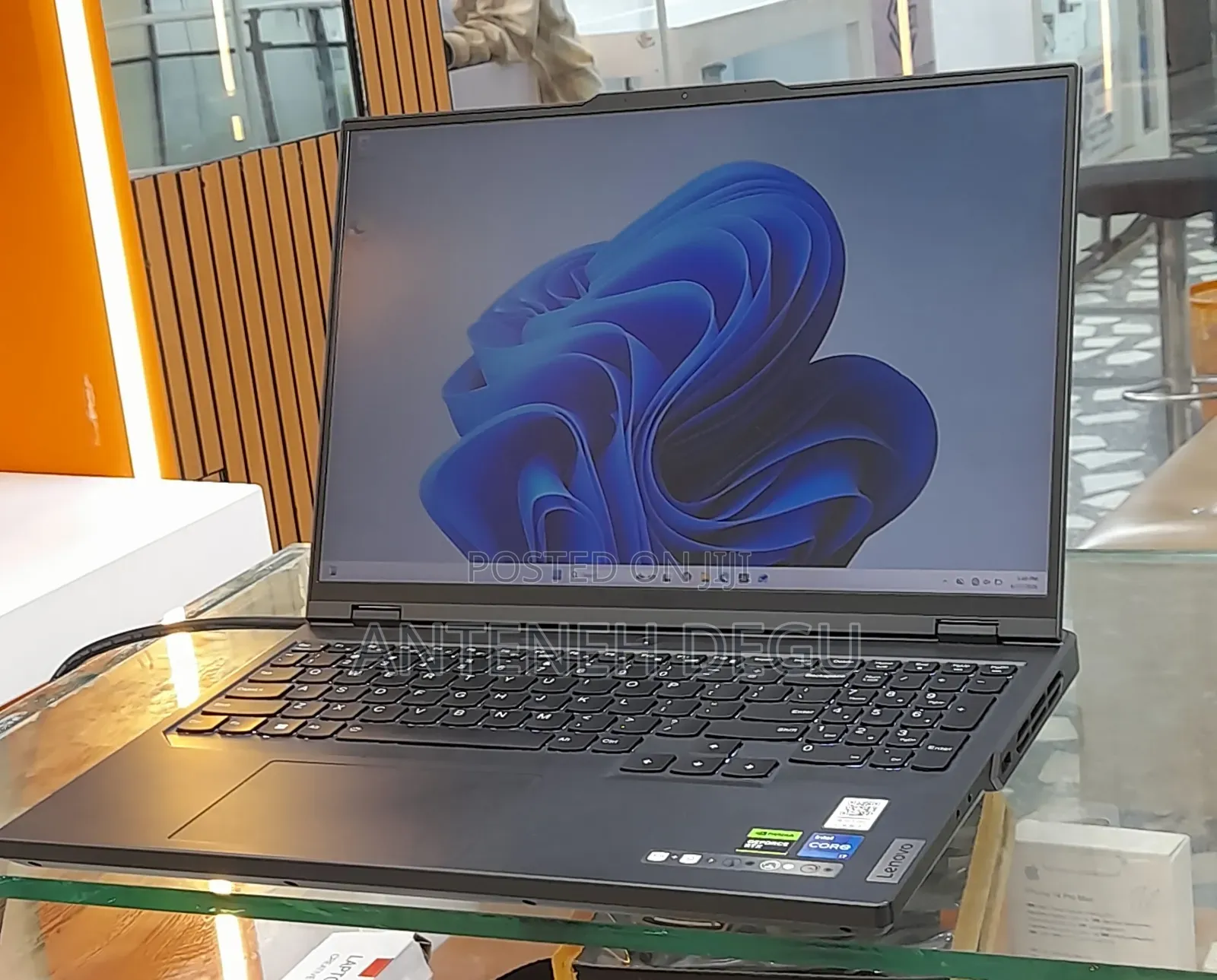 New Laptop Lenovo 16GB Intel Core i7 SSD 1T