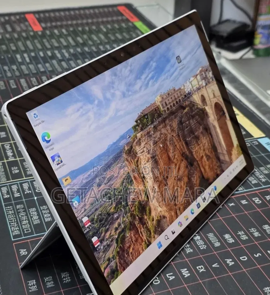 New Laptop Microsoft Surface Pro 7 16GB Intel Core i7 SSD 512GB