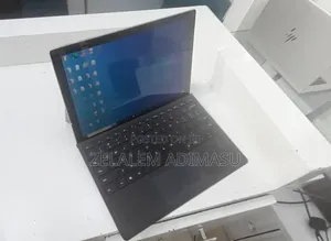 New Laptop Microsoft Surface Pro 8 8GB Intel Core i5 SSD 256GB