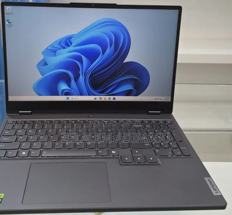 New Laptop Lenovo Legion 5 24GB Intel Core i7 SSD 1T