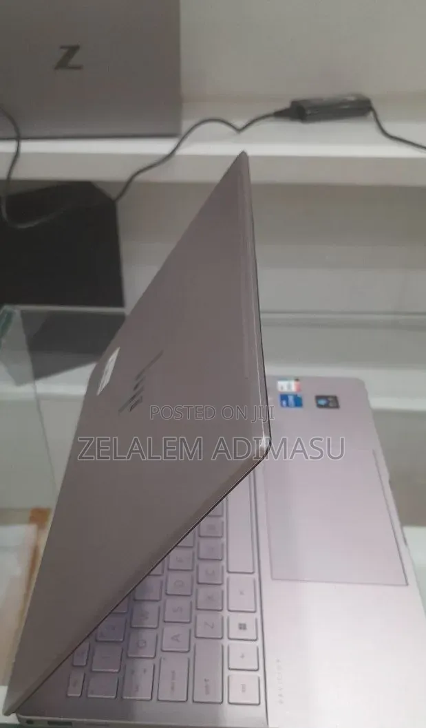 New Laptop HP Pavilion 15 16GB Intel Core i5 SSD 1T