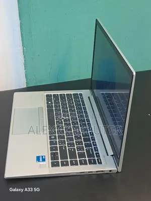 New Laptop HP EliteBook 840 G8 16GB Intel Core i5 SSD 512GB