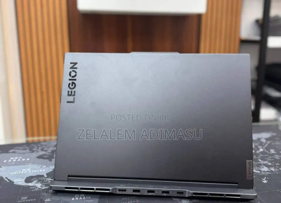 New Laptop Lenovo Legion 7 16GB Intel Core i7 SSD 512GB