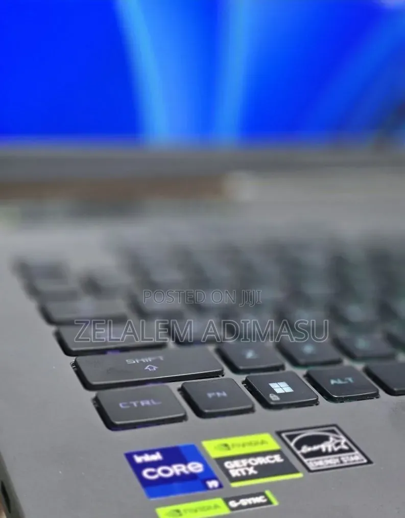 New Laptop Microsoft Surface Pro 7 8GB Intel Core i5 SSD 256GB