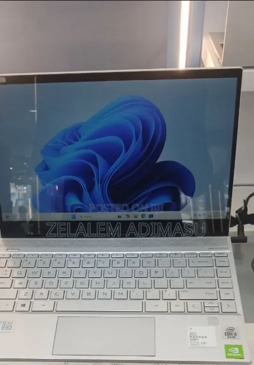 New Laptop HP Pavilion 15 8GB Intel Core i5 SSD 512GB