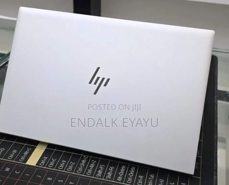 New Laptop HP 16GB AMD Ryzen 5 SSD 512GB