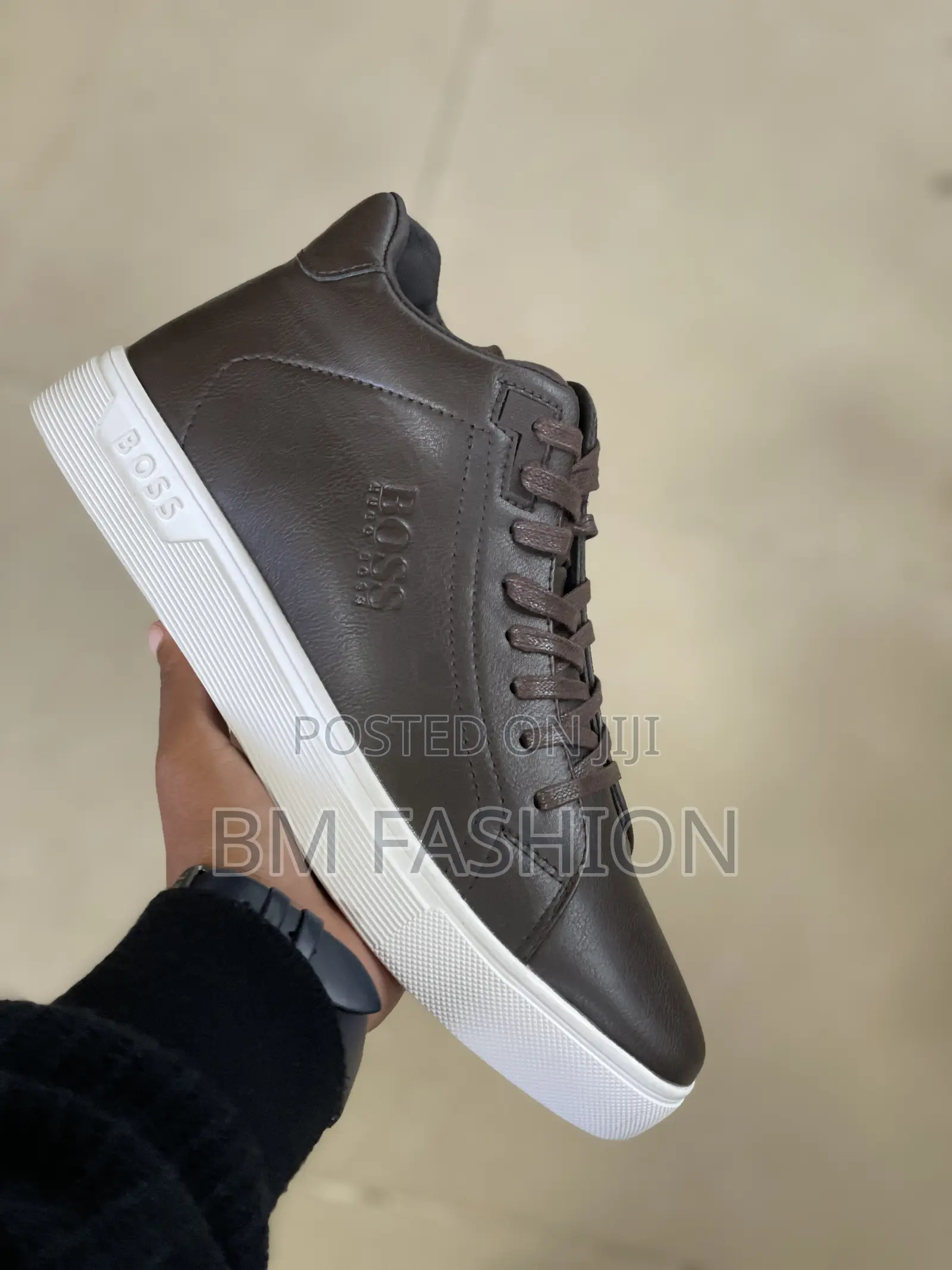 Hugo Boss Low-Top: Earthy Chocolate Brown