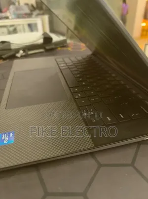 New Laptop Dell Precision 5570 16GB Intel Core i7 SSD 512GB