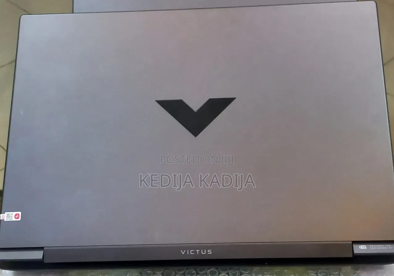 New Laptop HP Victus 16 16GB Intel Core i7 SSD 1T