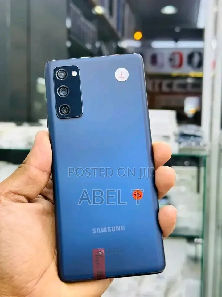 New Samsung Galaxy S20 FE 5G 128 GB Blue