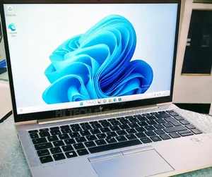 New Laptop HP EliteBook 830 G7 16GB Intel Core i5 SSD 512GB