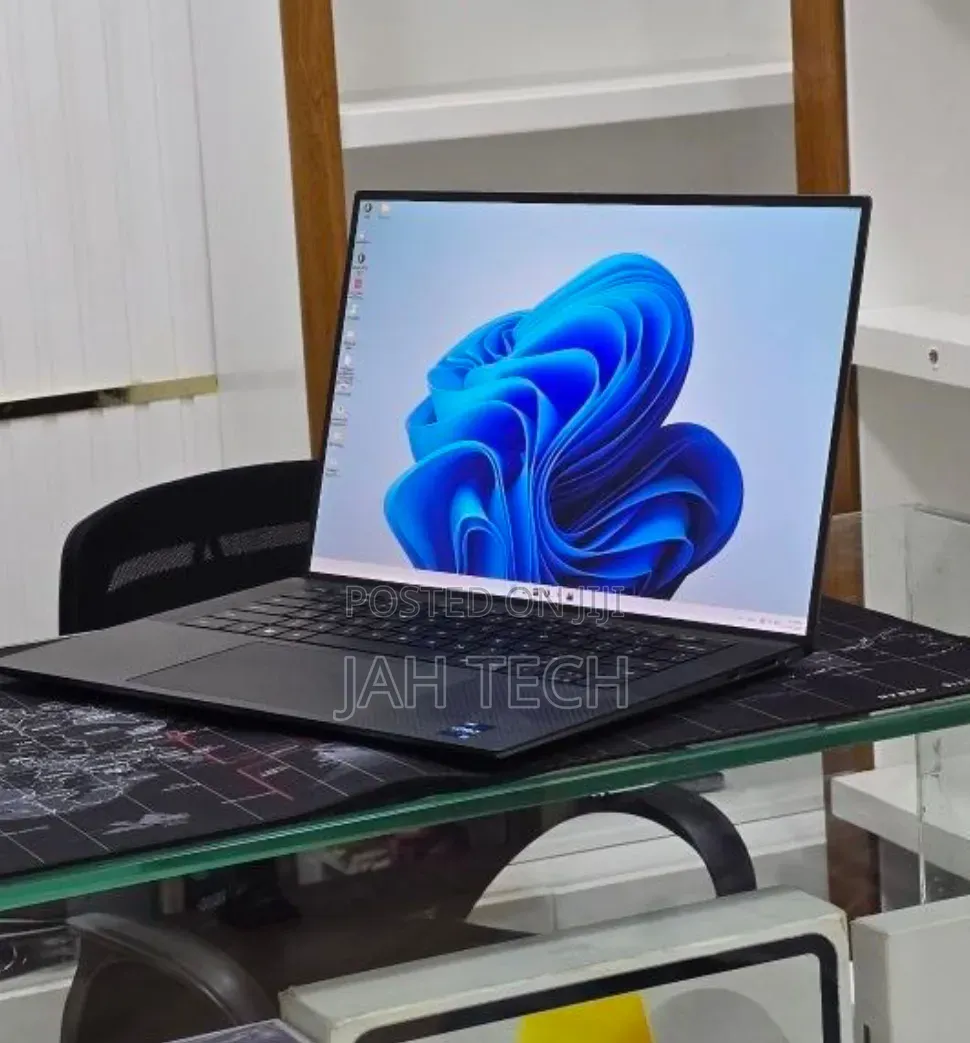 New Laptop Dell Precision 5540 16GB Intel Core i7 SSD 1T