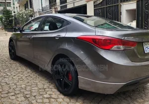 Hyundai Avante 2012 Gray