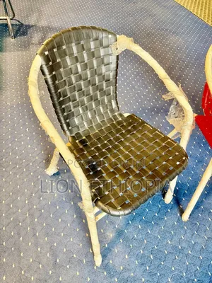 Imported Cafe Chair የካፌ ወንበር