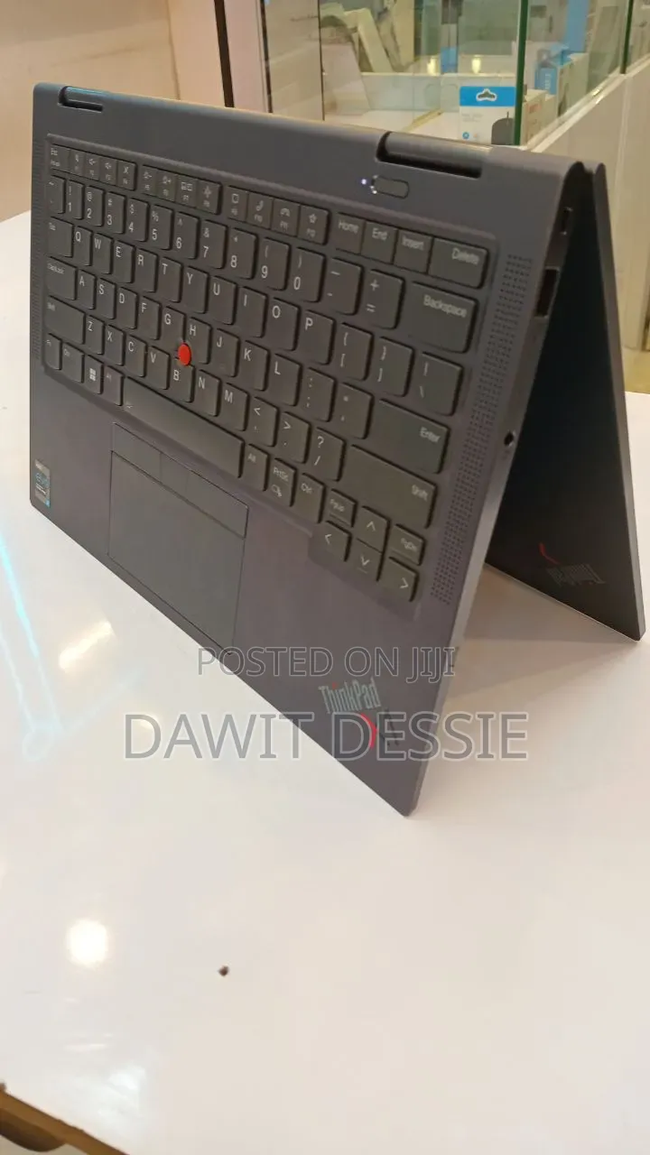 New Laptop Lenovo ThinkPad X1 Yoga 16GB Intel Core i7 SSD 512GB