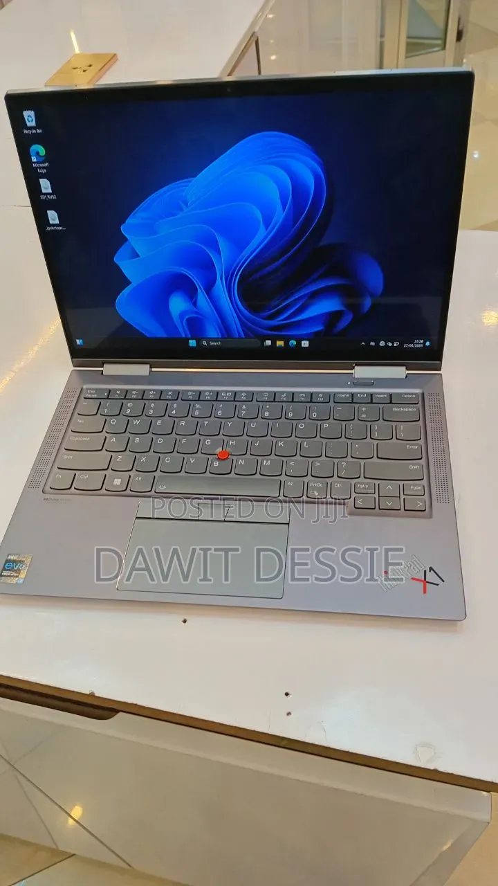 New Laptop Lenovo ThinkPad X1 Yoga 16GB Intel Core i7 SSD 512GB