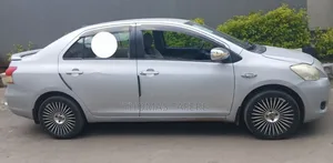 Toyota Yaris 2008 Silver