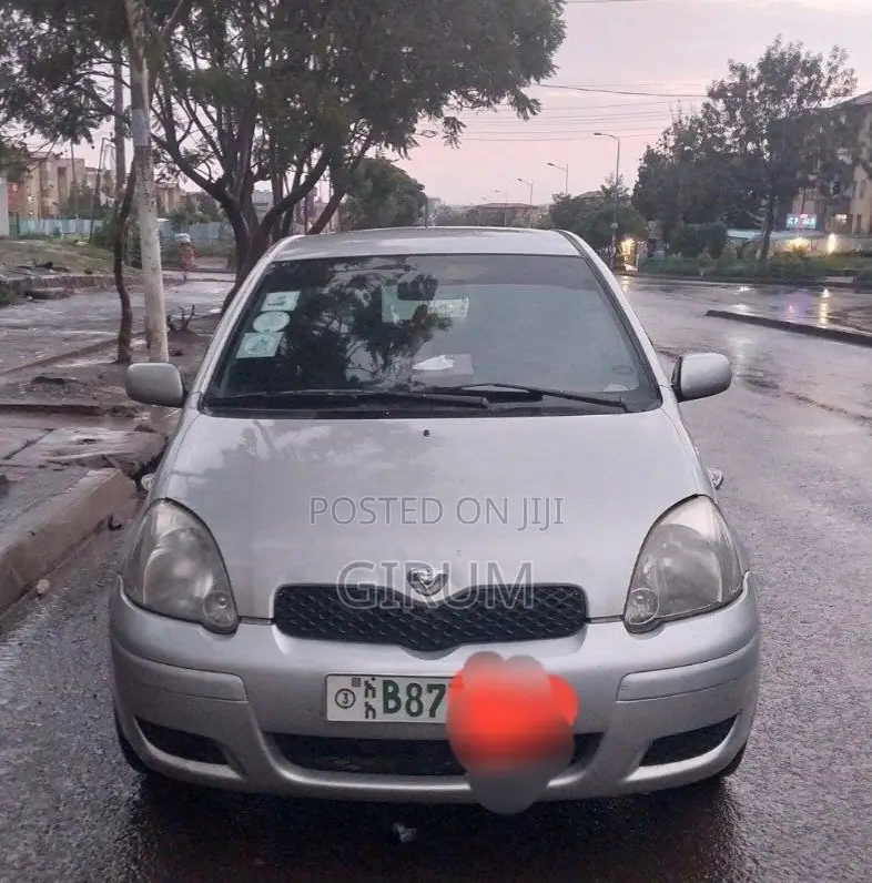 Toyota Vitz 1.0 FWD 3dr 2004 Silver