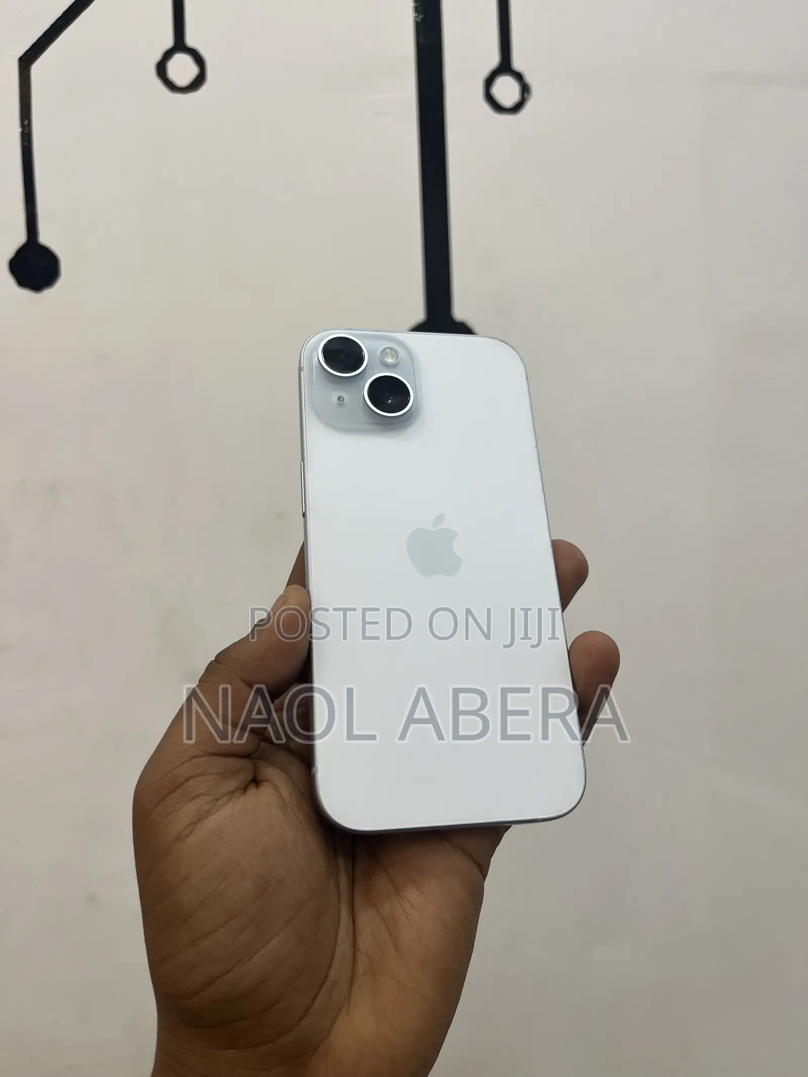 New Apple iPhone 15 128 GB Silver