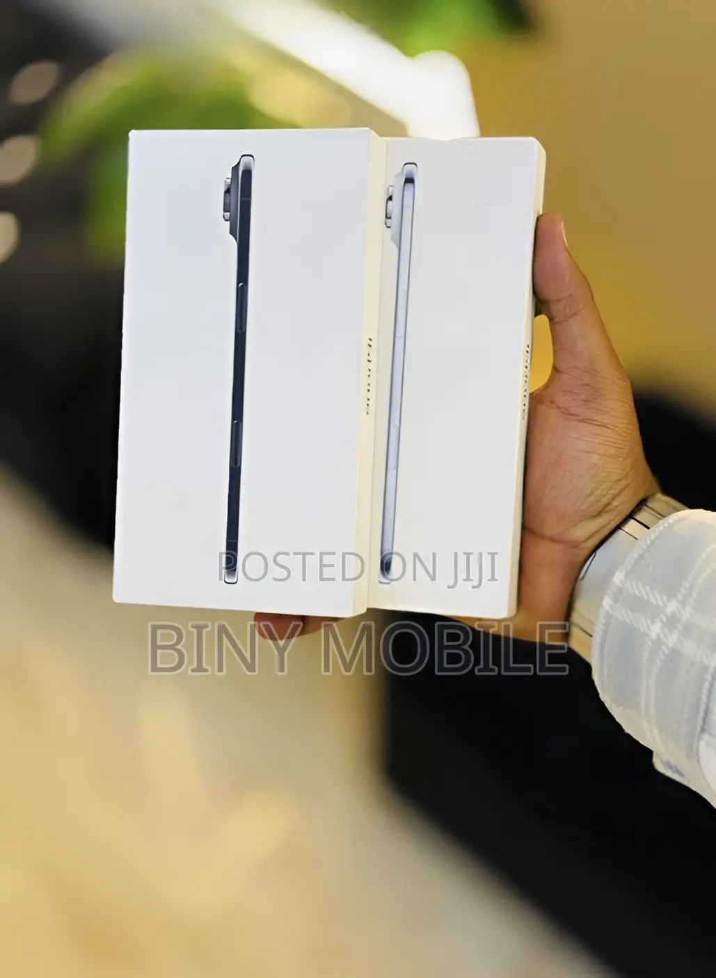 New Apple iPhone Air 256 GB Gold