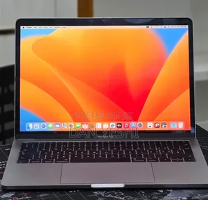 New Laptop Apple MacBook Pro 2017 16GB Intel Core i5 SSD 512GB