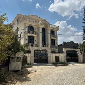 Furnished 10bdrm Villa in Dani, Bole for sale