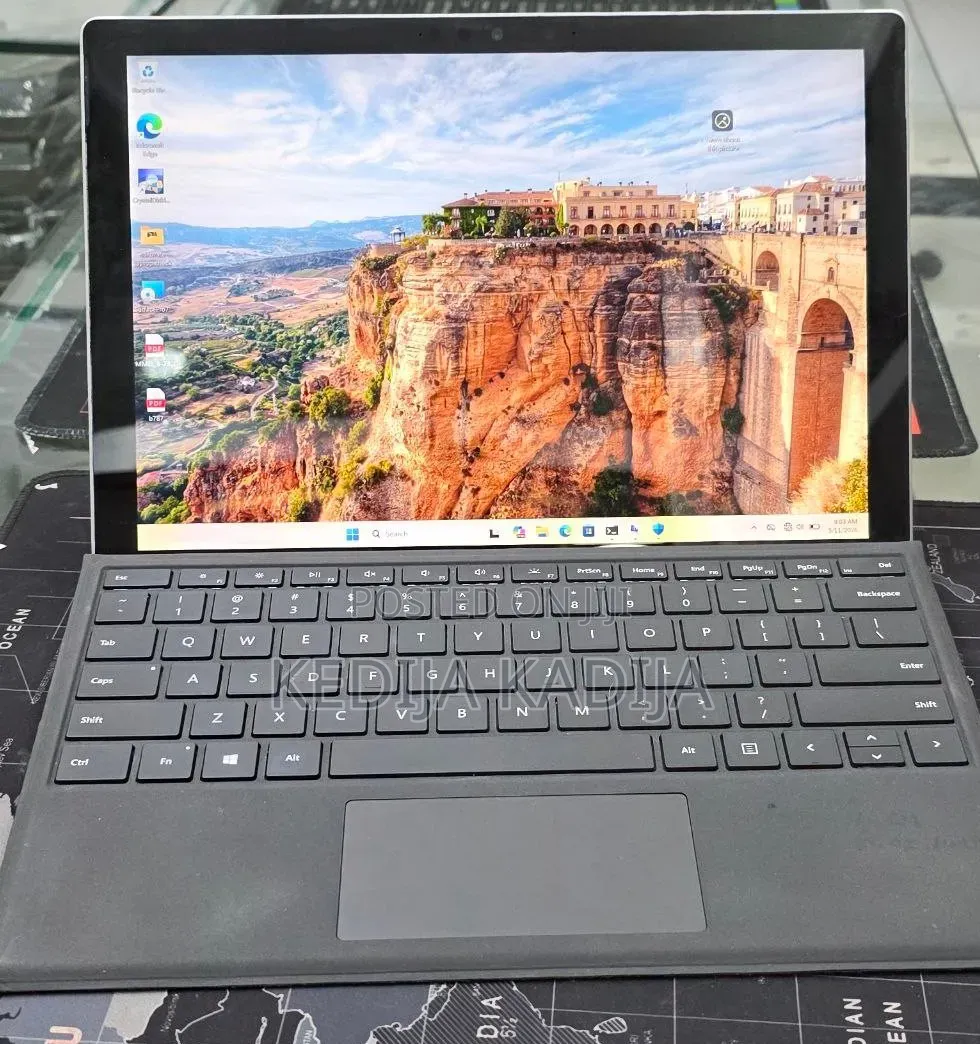 New Laptop Microsoft Surface Pro 7+ 16GB Intel Core i7 SSD 512GB