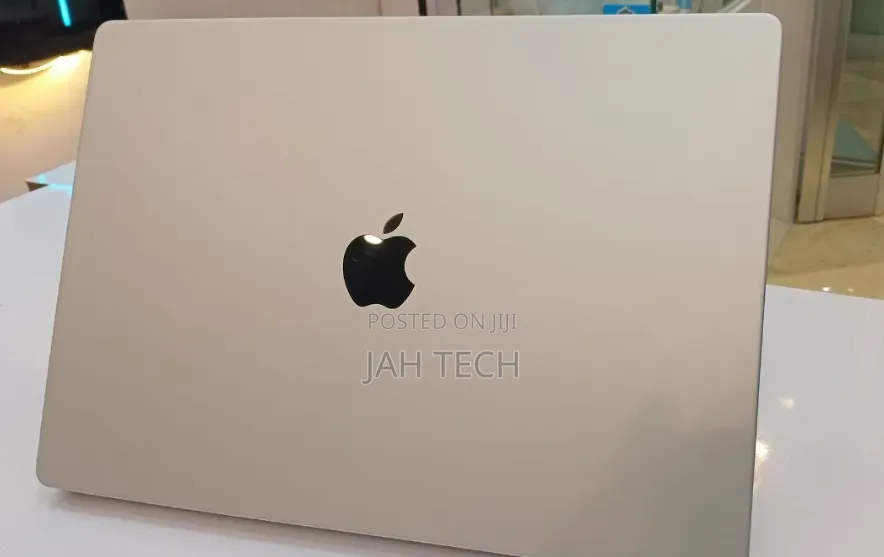 New Laptop Apple MacBook Pro 2021 M1 Max 32GB Apple M1 Max SSD 1T