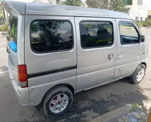 Suzuki Every Wagon 2002 Silver