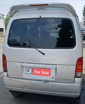 Suzuki Every Wagon 2002 Silver