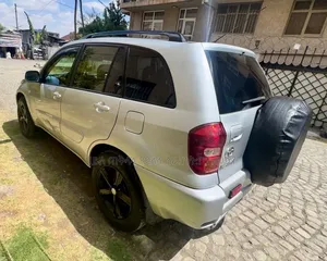 Toyota RAV4 2005 Silver