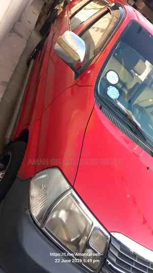 Toyota HiAce 2011 Red
