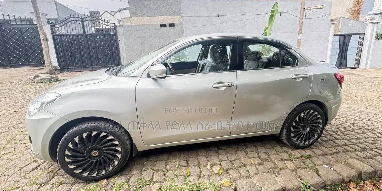 Suzuki Dzire 2020 Off white