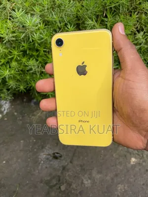 Apple iPhone XR 64 GB Yellow