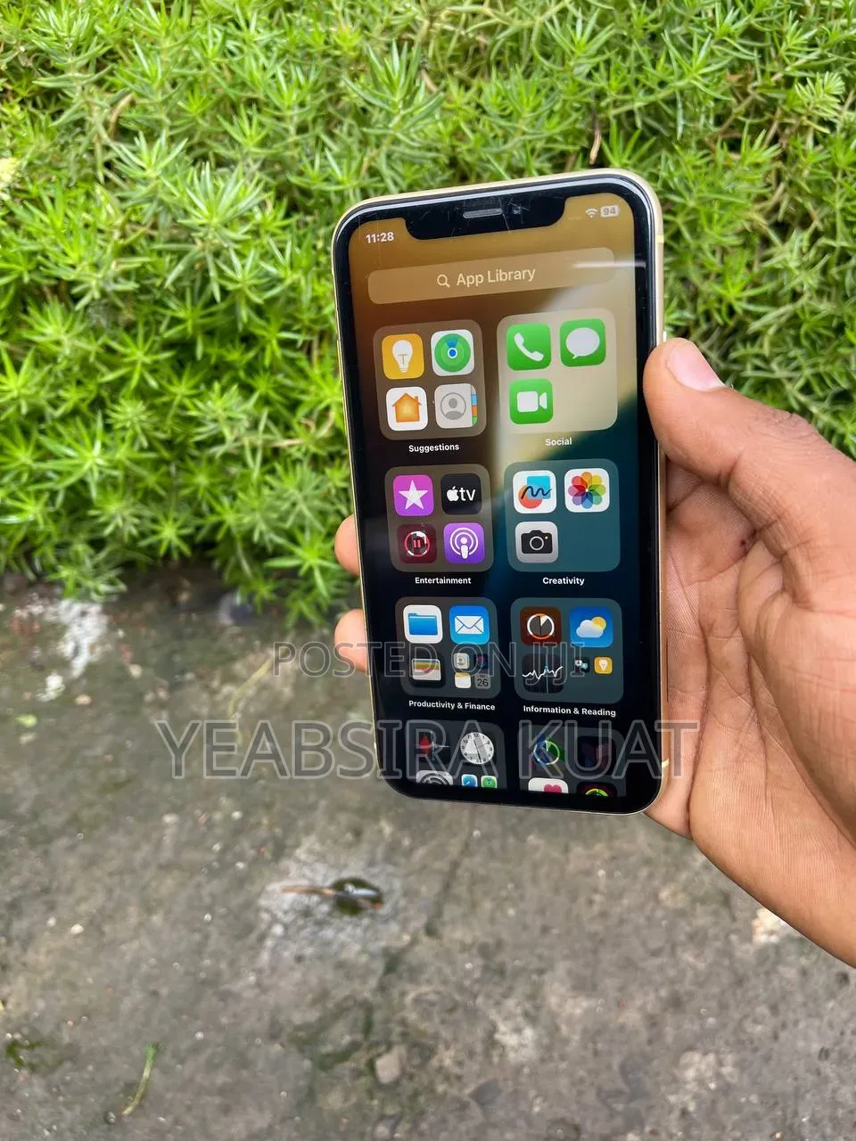 Apple iPhone XR 64 GB Yellow