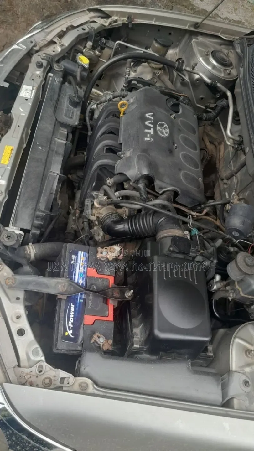 Toyota Corolla 2005 Gold