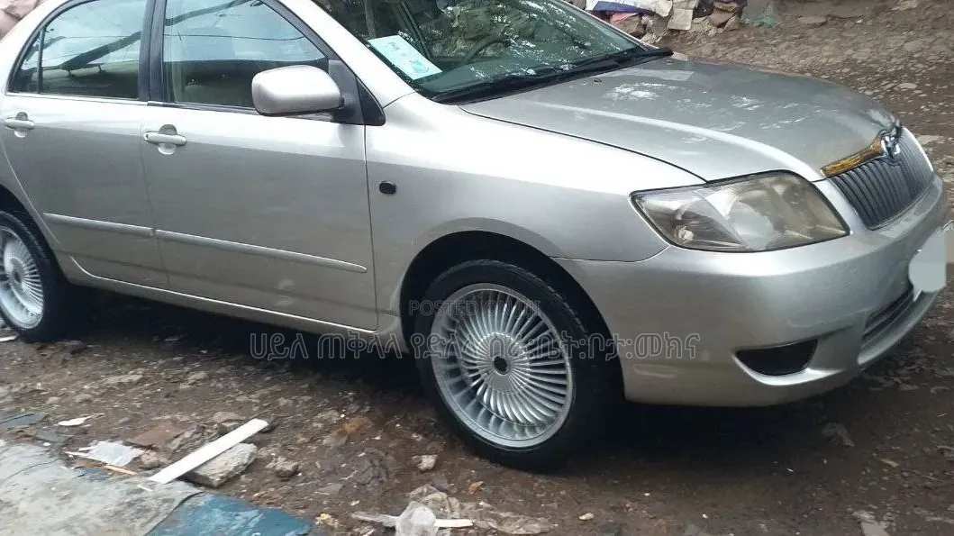 Toyota Corolla 2005 Gold