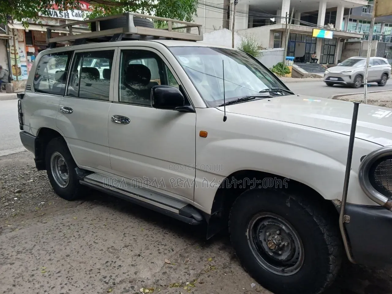 Toyota Land Cruiser 2004 Off white