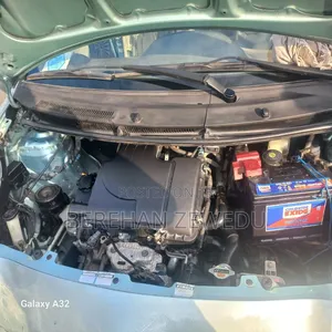 Toyota Yaris 2010 Silver