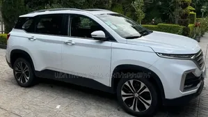 Chevrolet Captiva 2023 Ivory