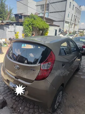 Hyundai Eon 2014 Gold