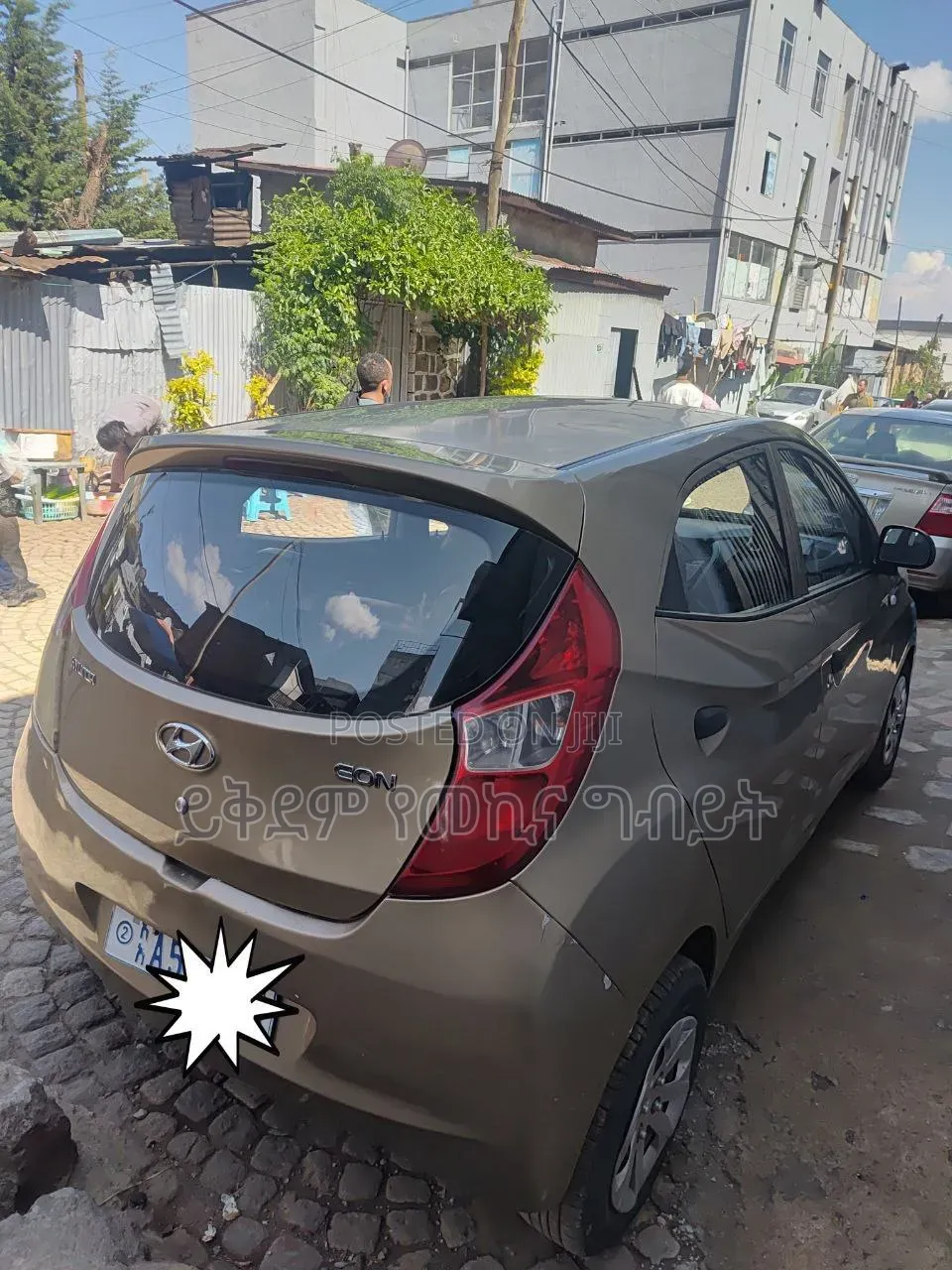Hyundai Eon 2014 Gold