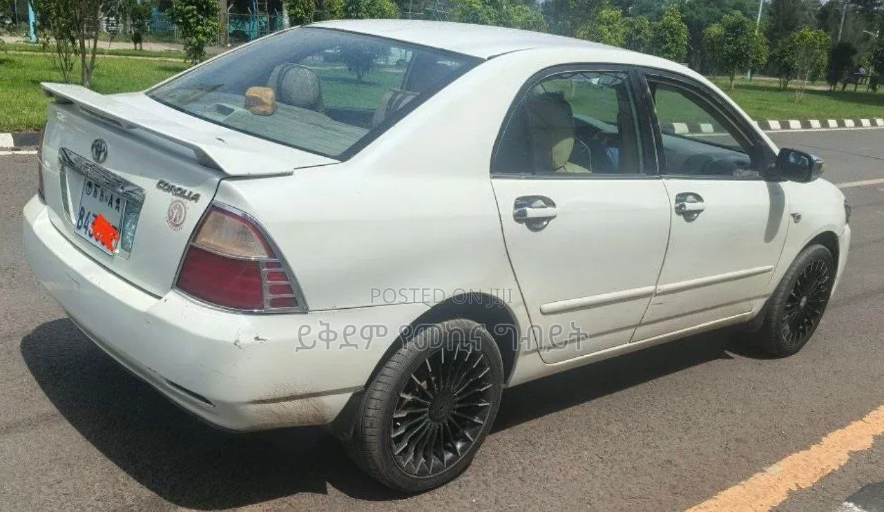 Toyota Corolla 2007 White