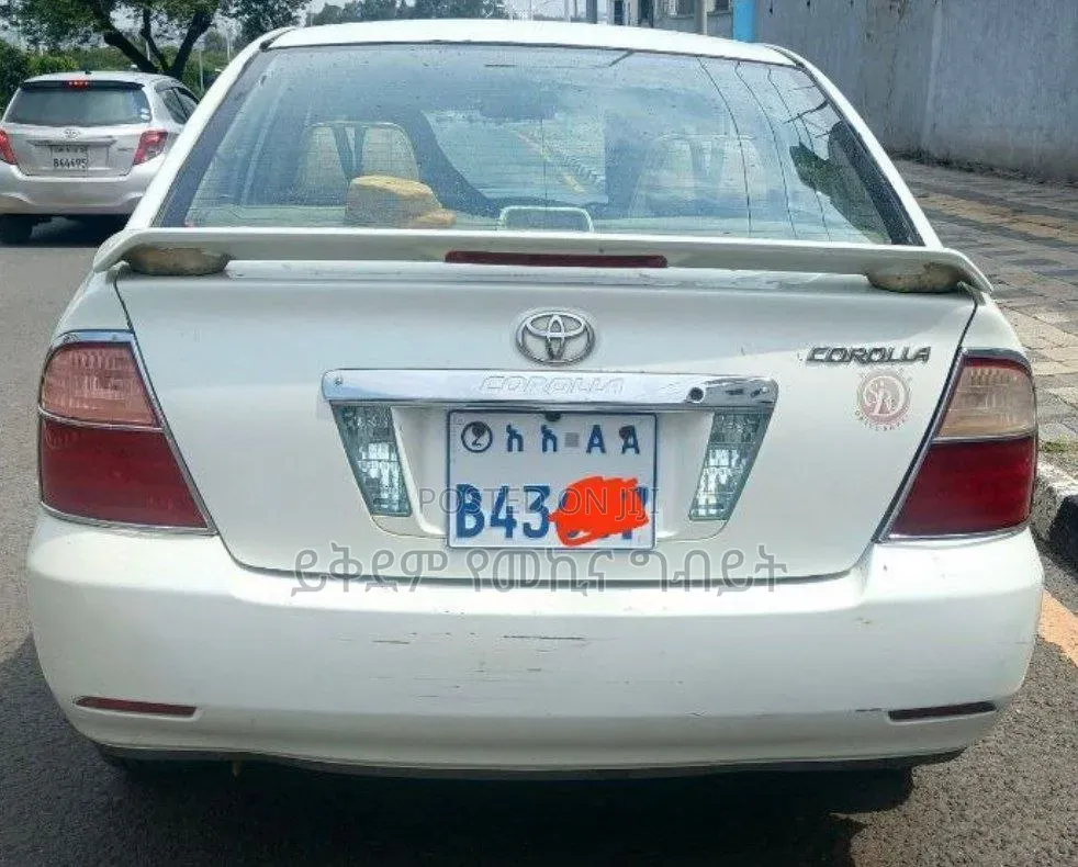 Toyota Corolla 2007 White