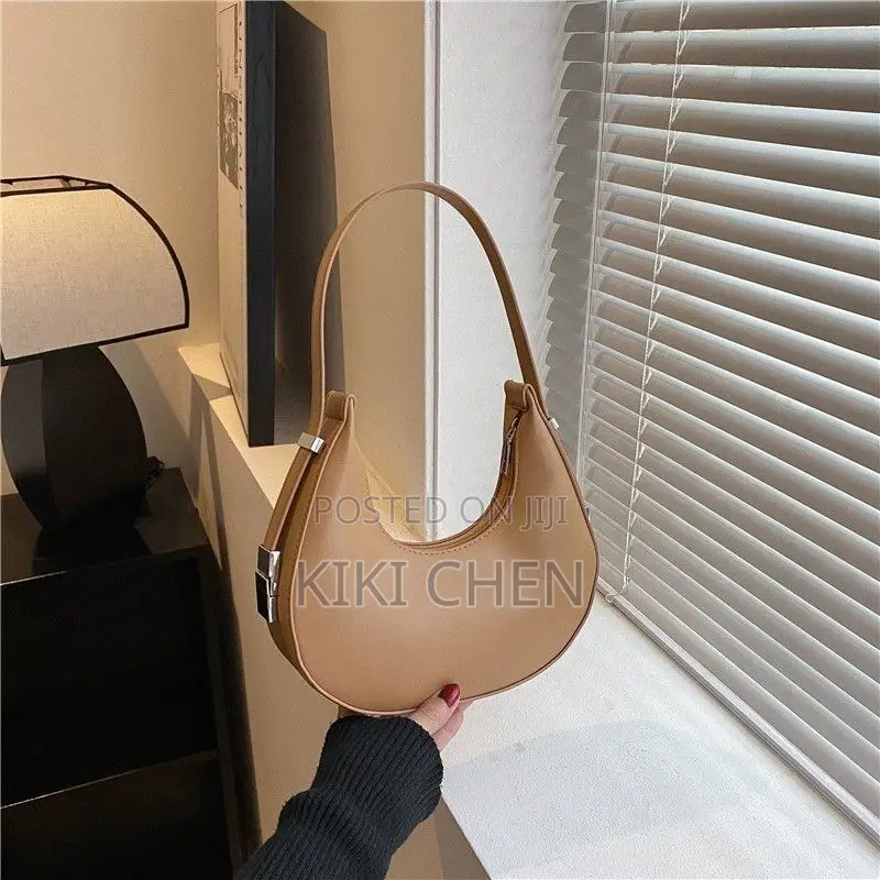 Designer Style Premium Handbag – New Arrival