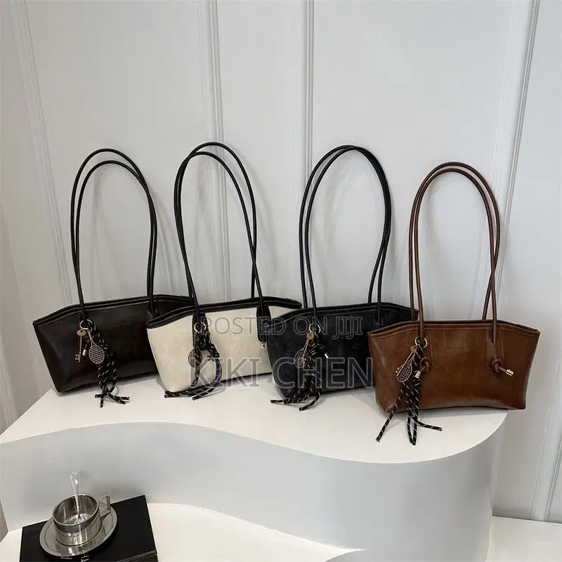 Designer Style Premium Handbag – New Arrival