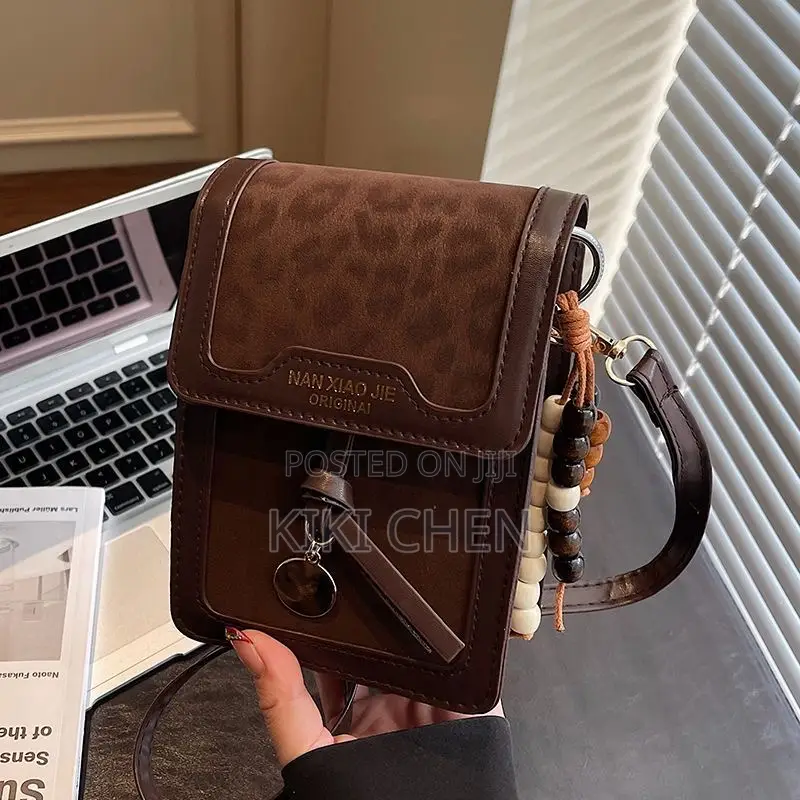 Designer Style Premium Handbag – New Arrival
