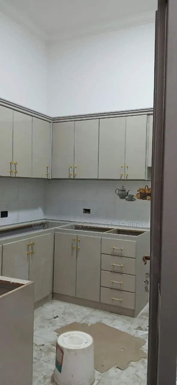 Furnished 5bdrm Villa in Legetafo Area, Oromia-Finfinne for sale